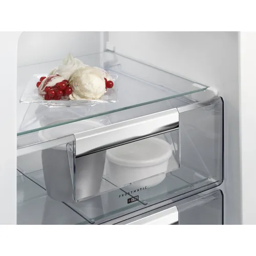 SCB618F3LS AEG Inbouw koelkast vanaf 178 cm